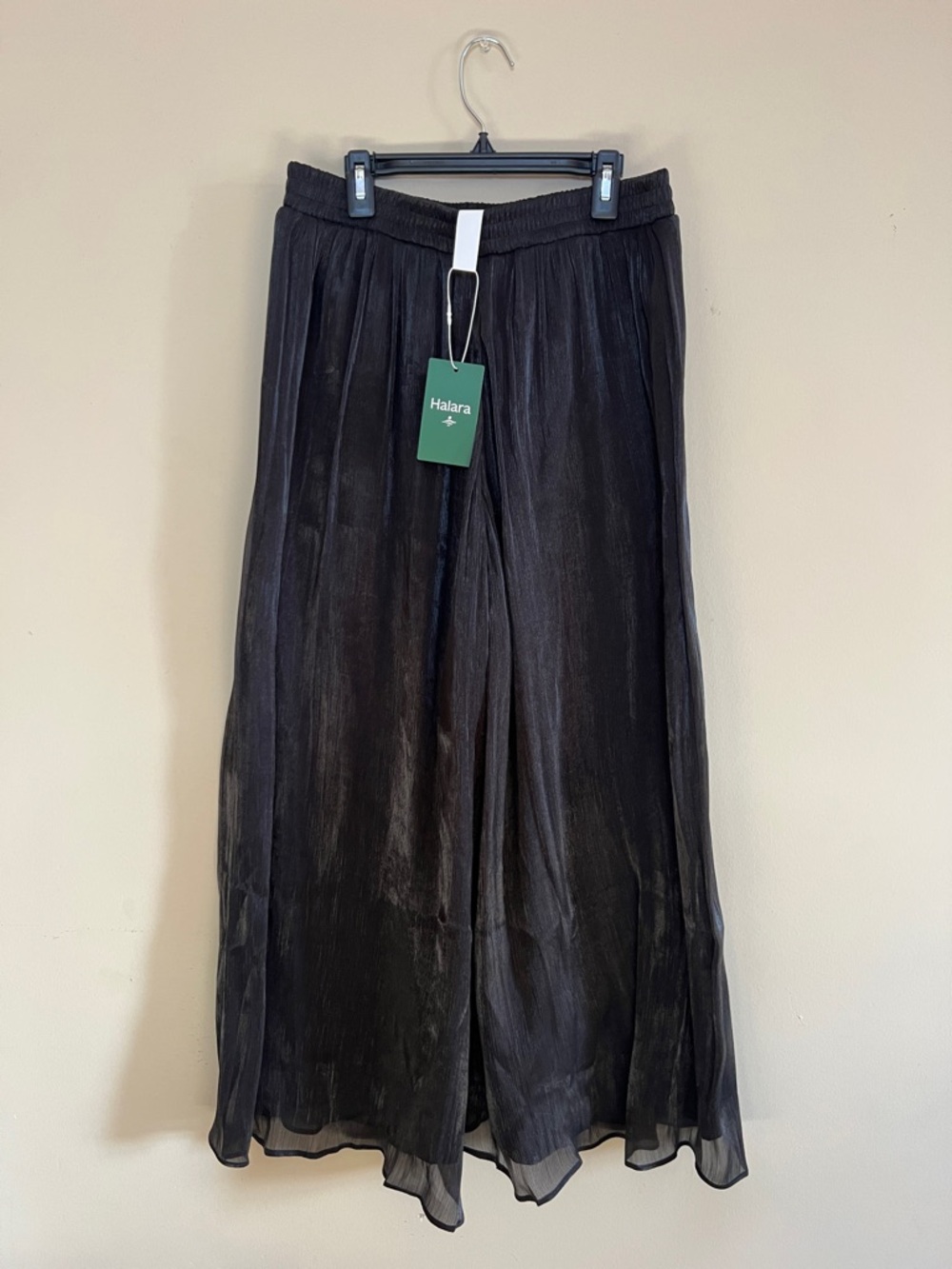 ☕️✔️⚫️♣️HALARA Black Sheer Pleated Wide-Leg Pant Skirt - Picture 1 of 5